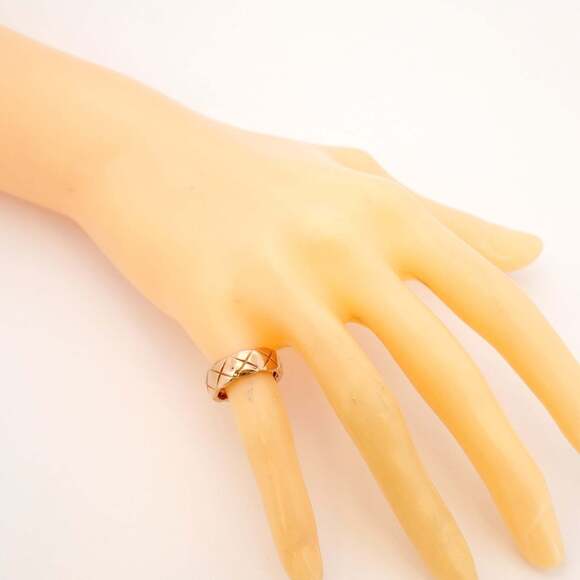 Chanel Coco Crush Ring, Beige Gold, 18KPG Pink Size 49, Women's - Picture 9 of 9